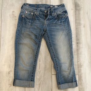 Miss Me cuffed capris